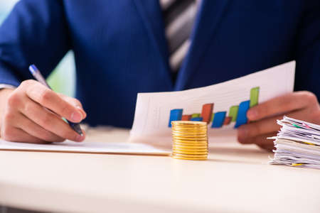 信用違約互換（CDS）與違約風險管理的應用