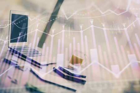 費用率比較：共同基金與指數基金的長期成本影響