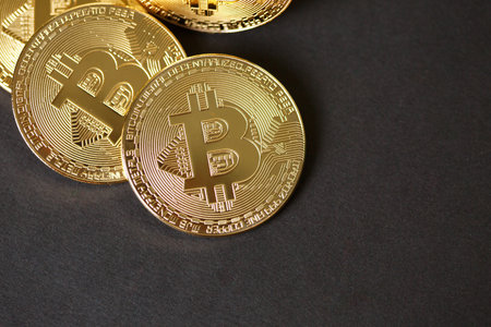 如何選擇安全的加密貨幣交易所：避開詐騙與倒閉風險